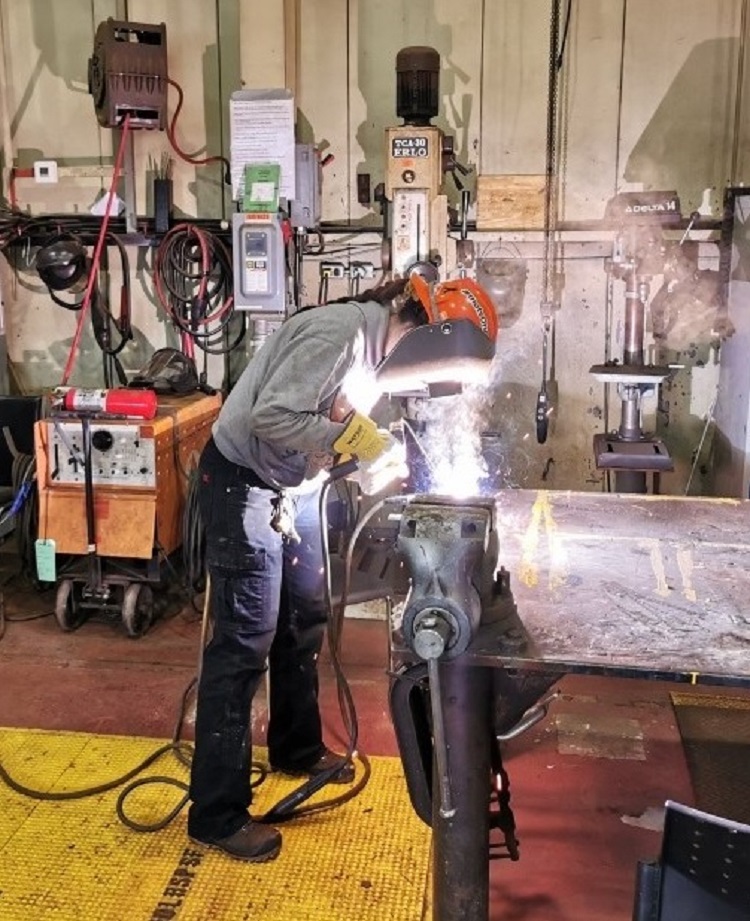 Keighly McKee, mechanical technician and millwright apprentice with OPG’s Niagara Operations